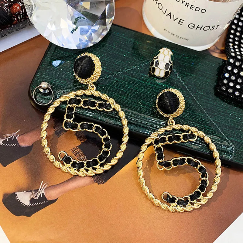 Golden Pearl No. 5 Earrings – Trendy Jewelry for Women