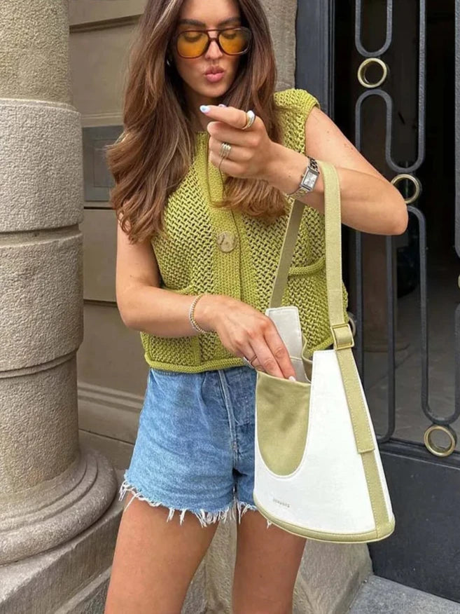 Grobstrick Weste mit großen Taschen