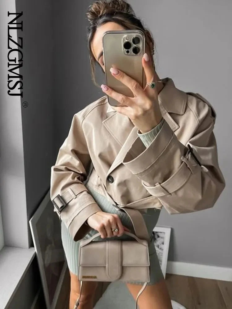 Cropped Trenchcoat