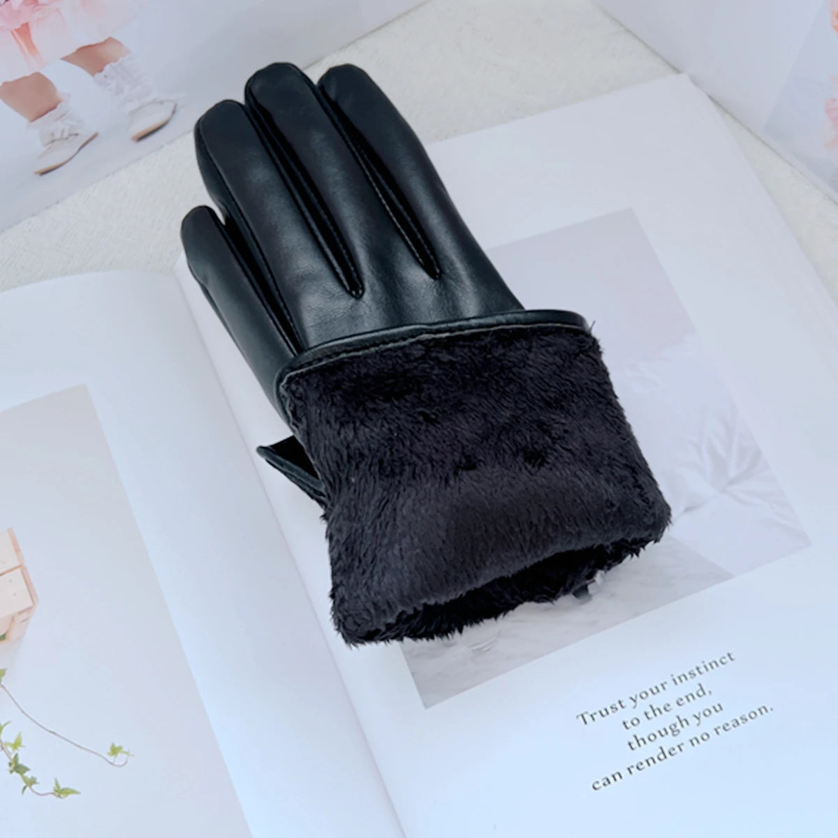 Flower Damen Lederhandschuhe – Warm & Stilvoll für den Winter